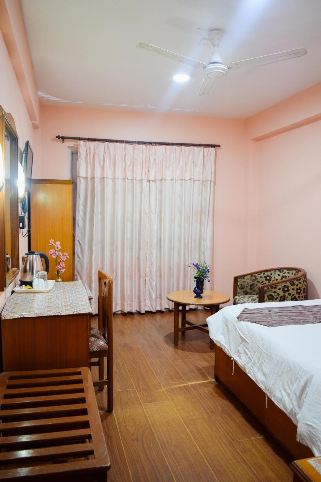 Kathmandu Prince Hotel Dış mekan fotoğraf