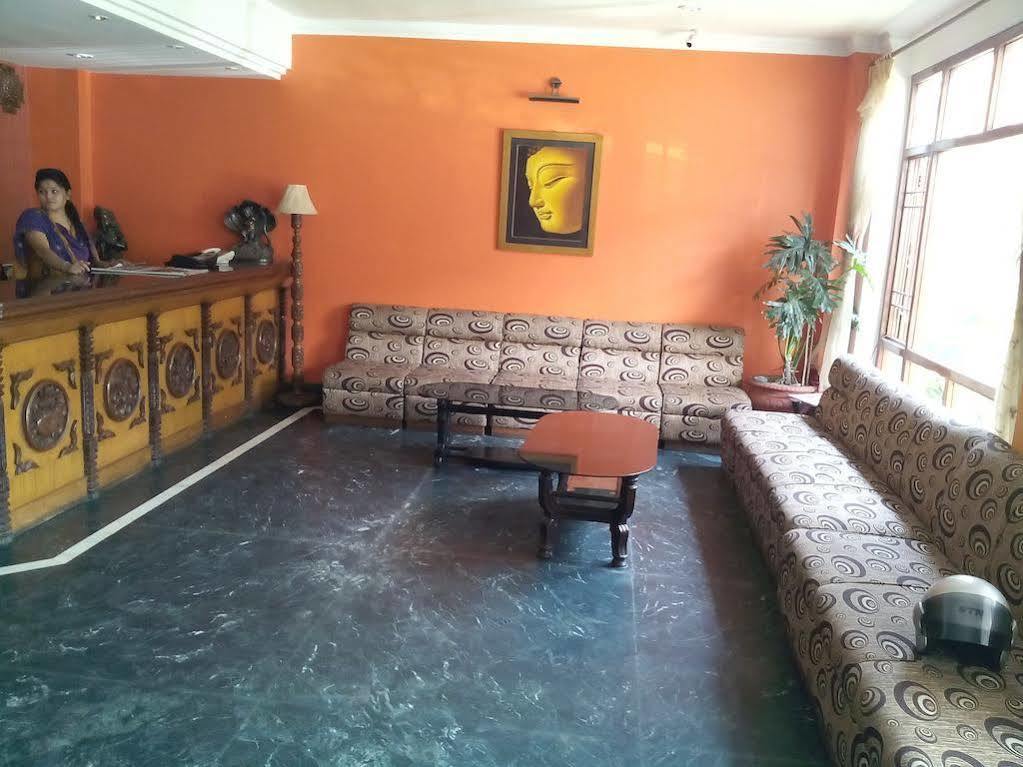 Kathmandu Prince Hotel Dış mekan fotoğraf